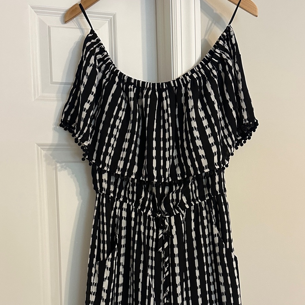 Roz & Ali Monochrome Patterned Jumpsuit